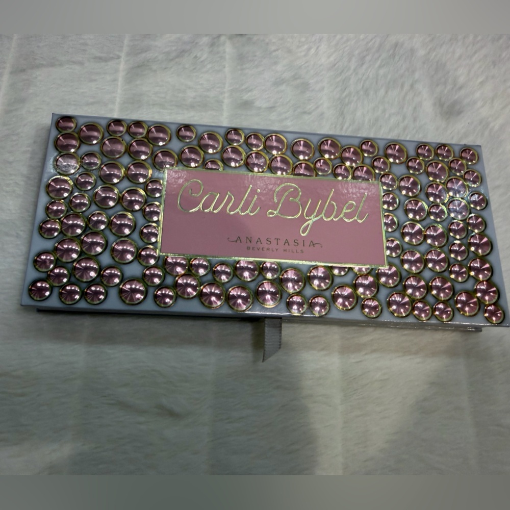 Anastasia Beverly Hills Eyeshadow Palette by Carli Bybel - Picture 2 of 3